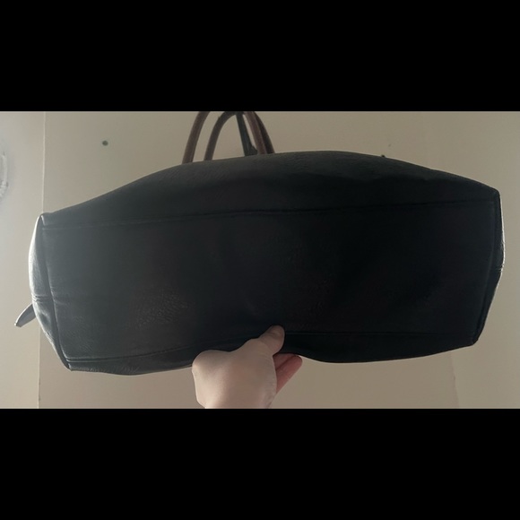 Kathy Ireland Black & Brown Faux Leather Handbag - Picture 6 of 16